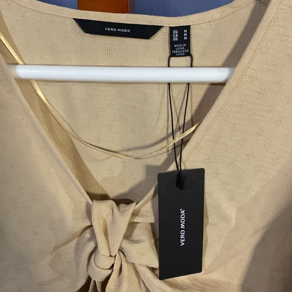 NWT Vero Moda Grit 3/4 Knotted Crop Top sz M - Picture 5 of 6